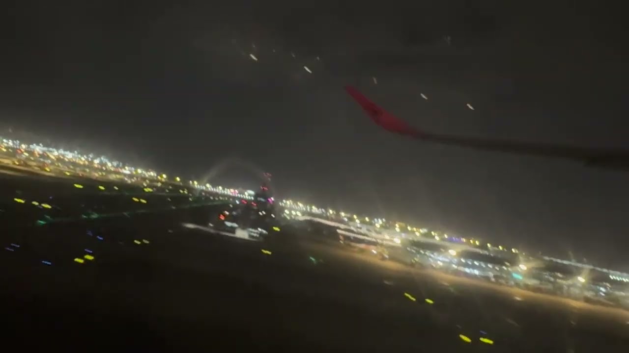 China Eastern Airlines Flight MU561 Takeoff from Shanghai Pudong - 21/1/26