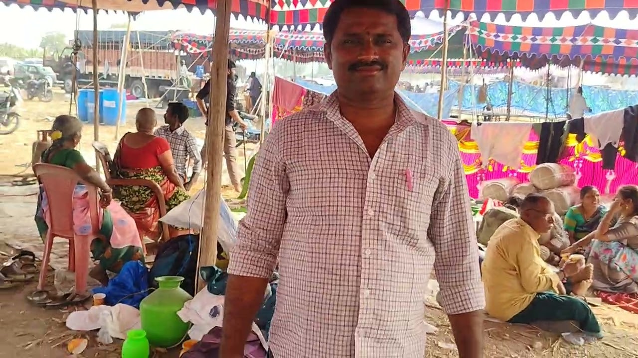 పెద్దపప్పూరు అశ్వత్థ నారాయణ దగ్గర అన్నదానం