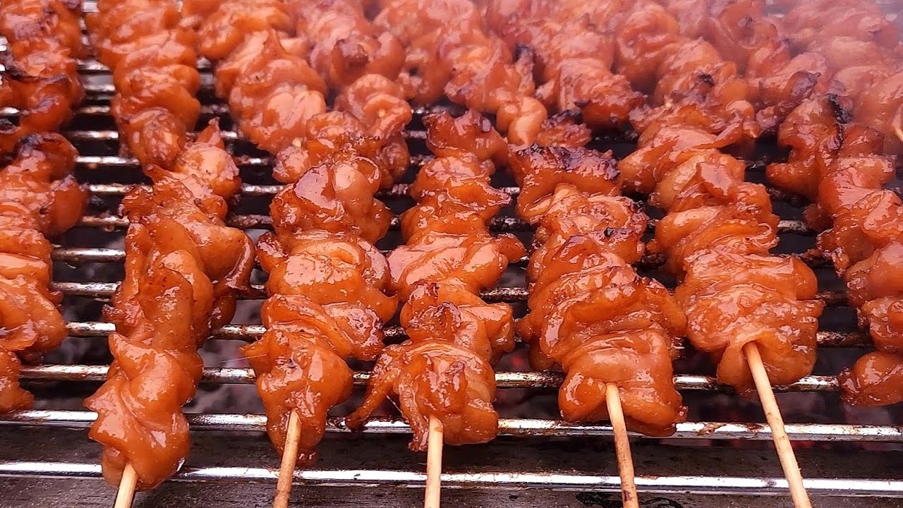 หนังไก่ย่าง​  เมนูสร้างอาชีพ​ ทำกินทำขายได้​ ย่างหอมๆทานกันข้าวเหนียวร้อนๆ​ เข้ากันดีขนาด