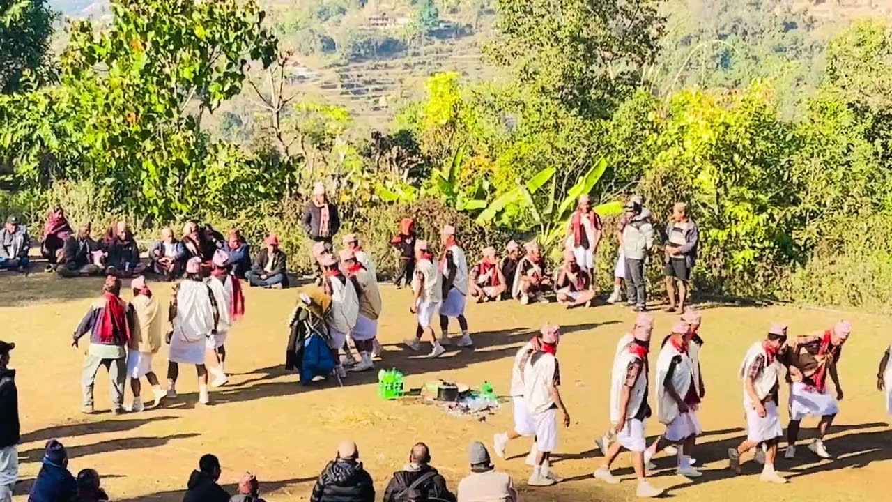 लम्जुङ दुधपोखरी गा•पा• ६ ह्राम्क्होँ गाउँको छ्यांडु नाच(Lamjung Dhudpokhari Gaupalika-6 Ramago)