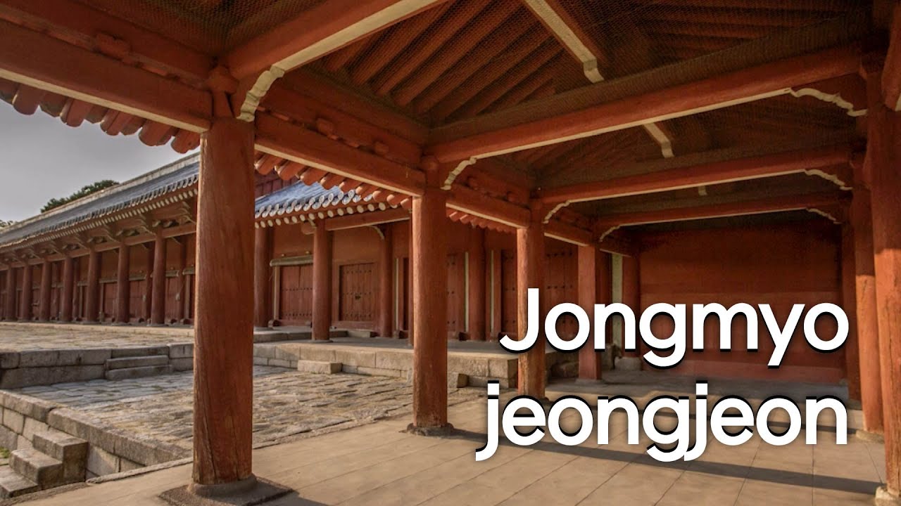 Jongmyojeongjeon, a main hall of Jongmyo Shrine | KOREA