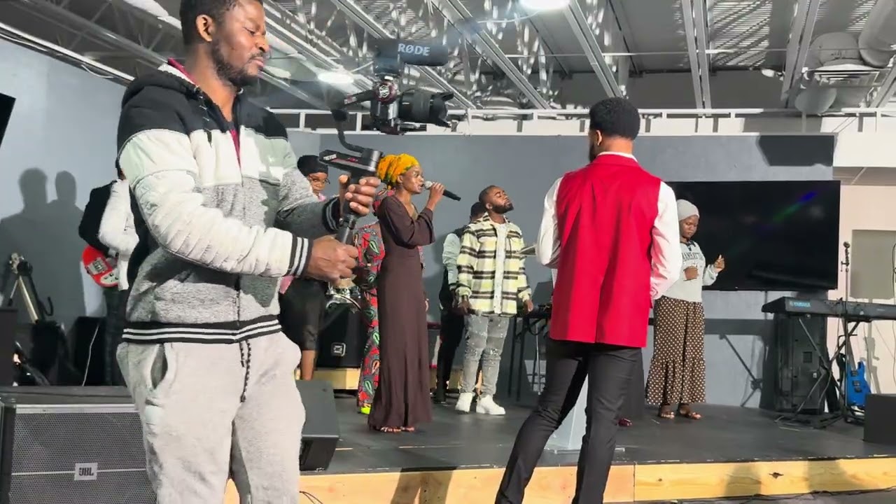 El Shaddai band : Uzinduzi wa Divine Grace Church 