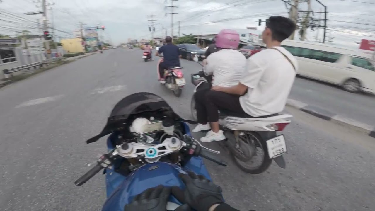 ไปแว้นไหนดี🦈🦈 #bmws1000rr #บักหลามช่างหนุ่ม #s1000rr #guขี่s1000 