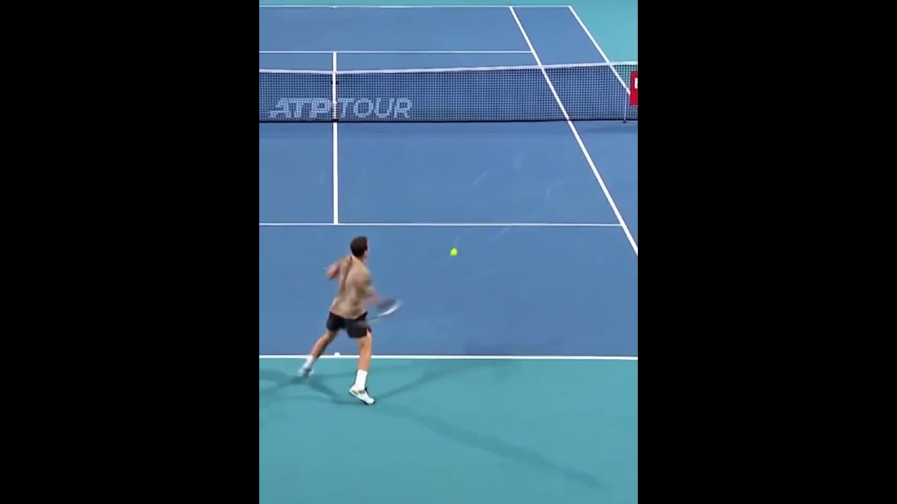 Самый напряженный теннисный розыгрыш!