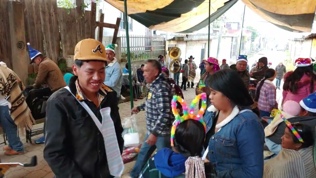 Atole de Chayo y Felipe en Sevina Mich