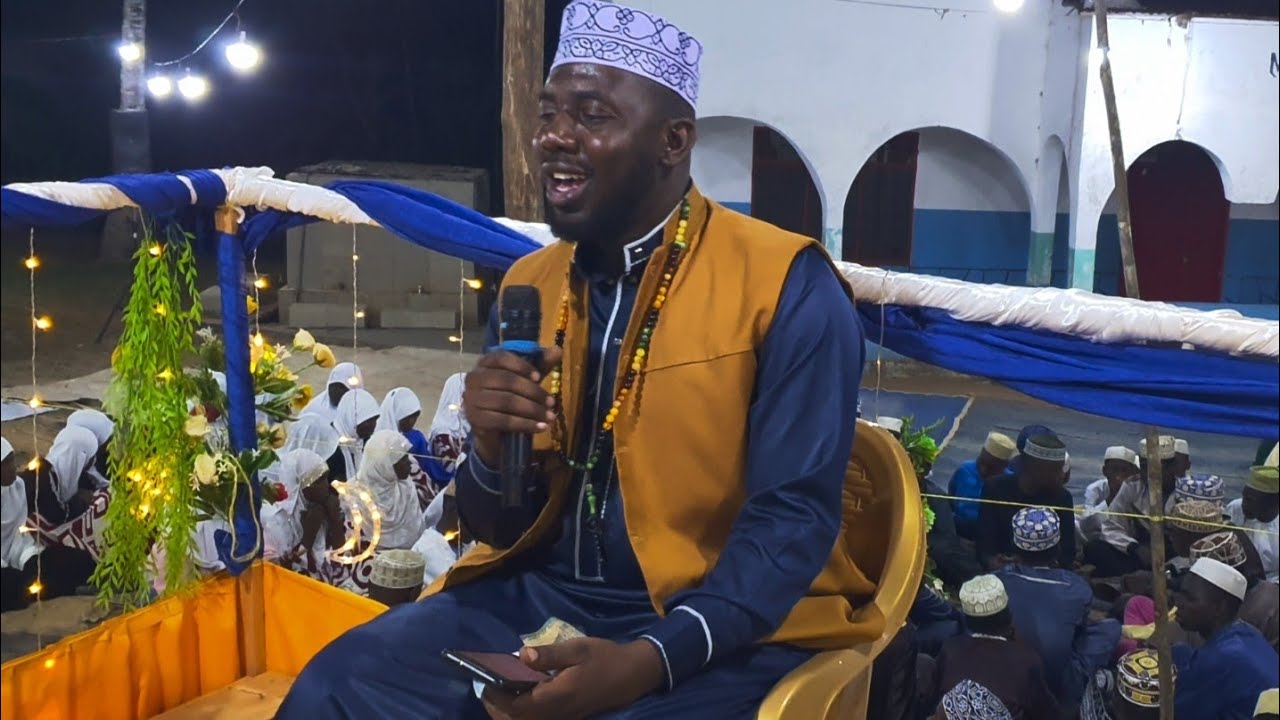QARI UST MAKINGA MNUKWA HADHARA YA  BAGANDA   MSINGENI