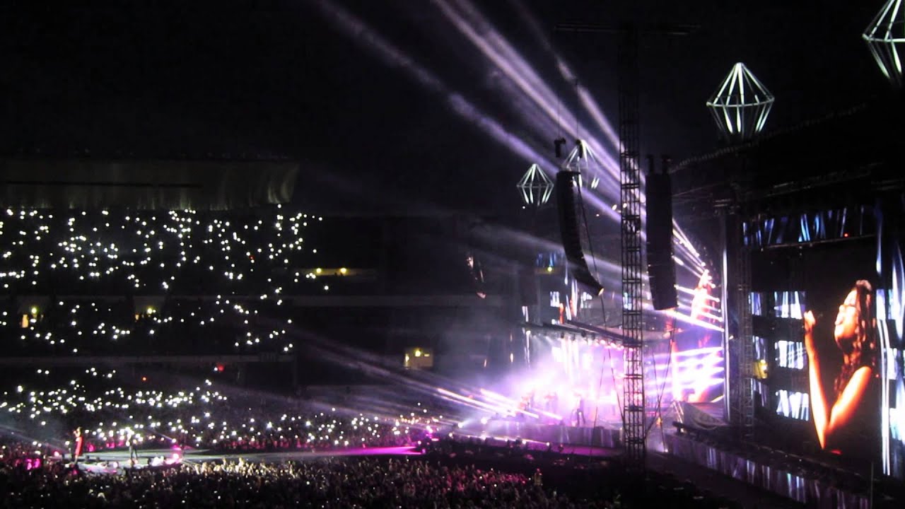 Cheek Olympiastadion feat.Yasmine Yamajako@Syypää sun hymyyn