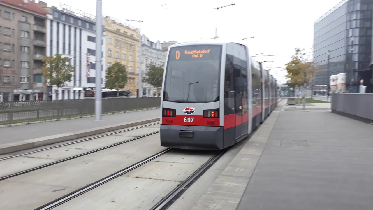 Stra&szlig;enbahn O, Bus 13A, 27A, 69A Wien