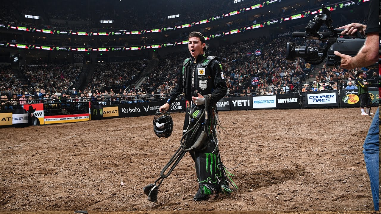John Crimber rides Snappy for 84 Points | PBR UTB Highlight