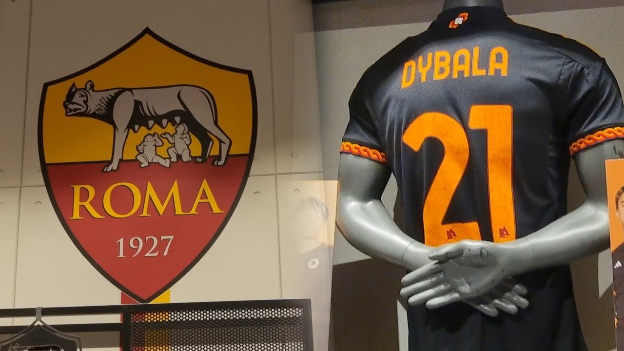Store AS Roma vía del Corso. Visitando la tienda de AS Roma en la Vía del Corso. Tour Roma