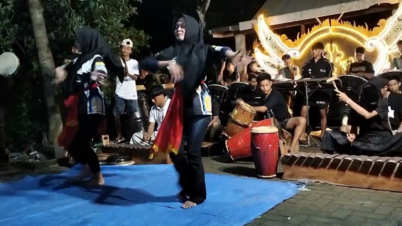 LATBER LAGU DAUL PUTRA KAHURIPAN LAGU TANDU' MAJENG