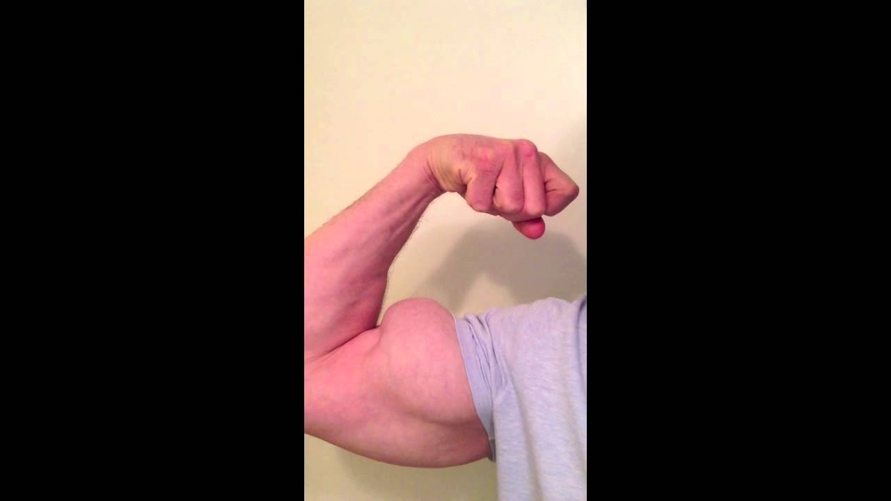 Big Arms and Posing Victor Costa