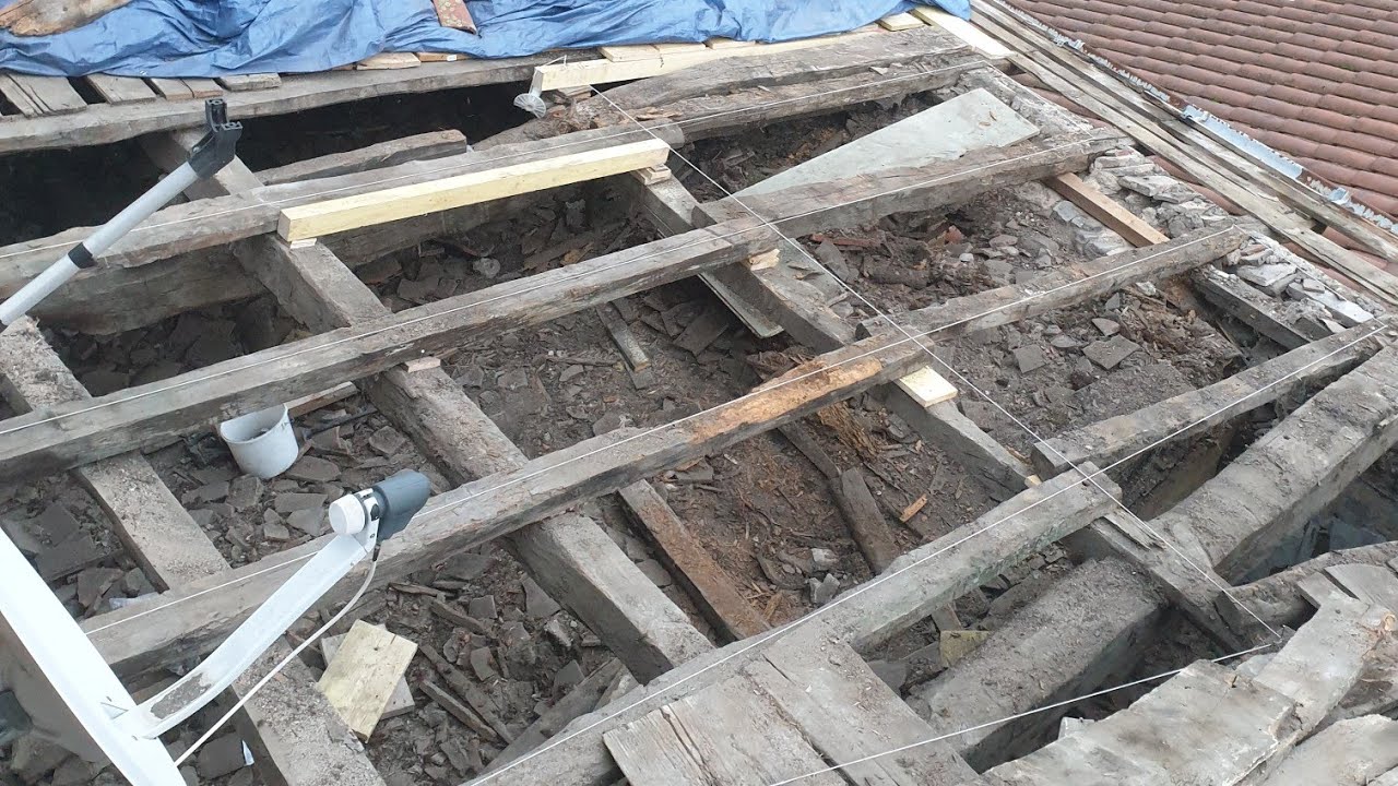 Restauration toiture partie 2  [Remplacement chevron et étanchéité]