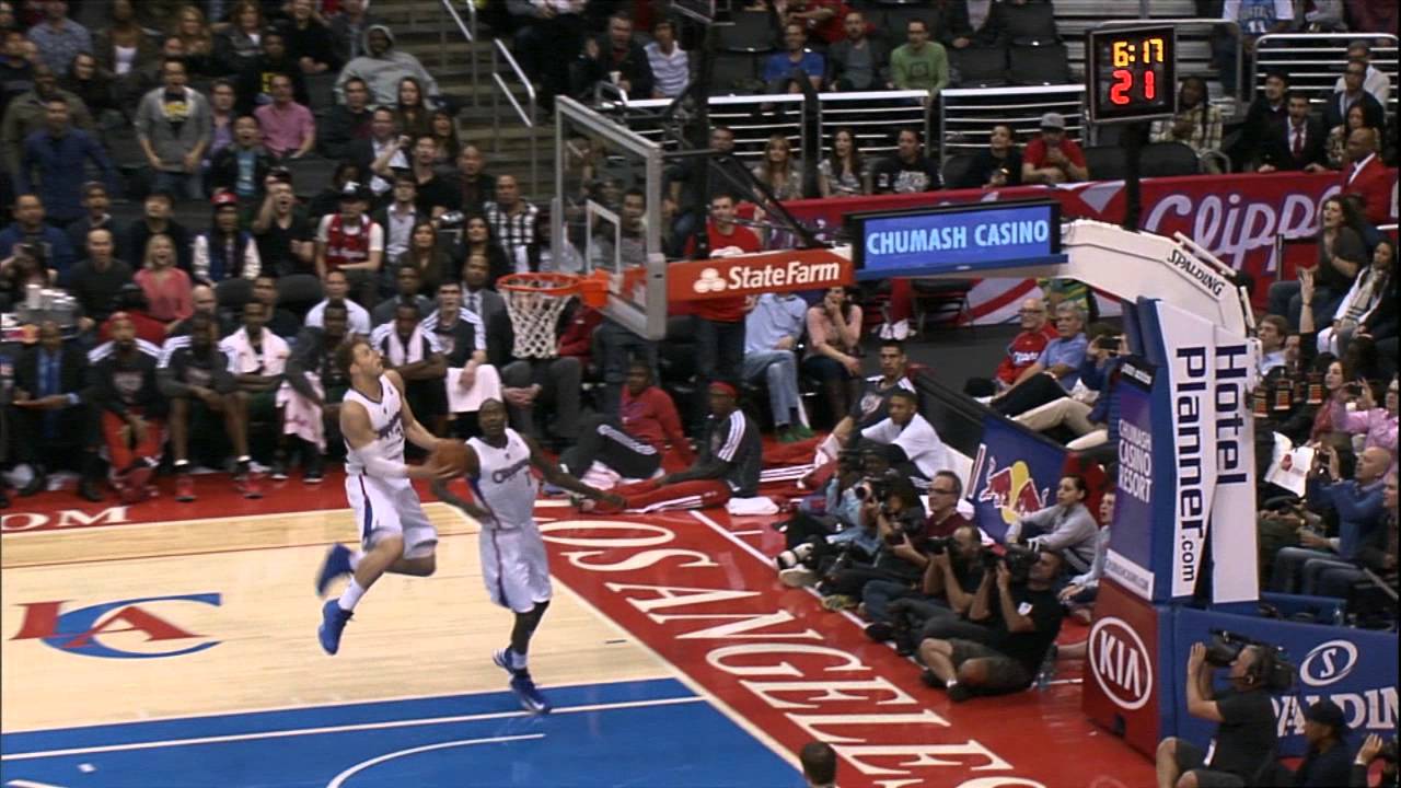 Jamal Crawford's AMAZING alley-oop to Blake Griffin!