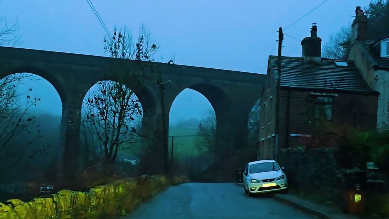 یوکے میں یہ خوبصورت گاؤں دیکھ کر اپنا گاؤں یاد آگیا| Beautiful Village In UK 