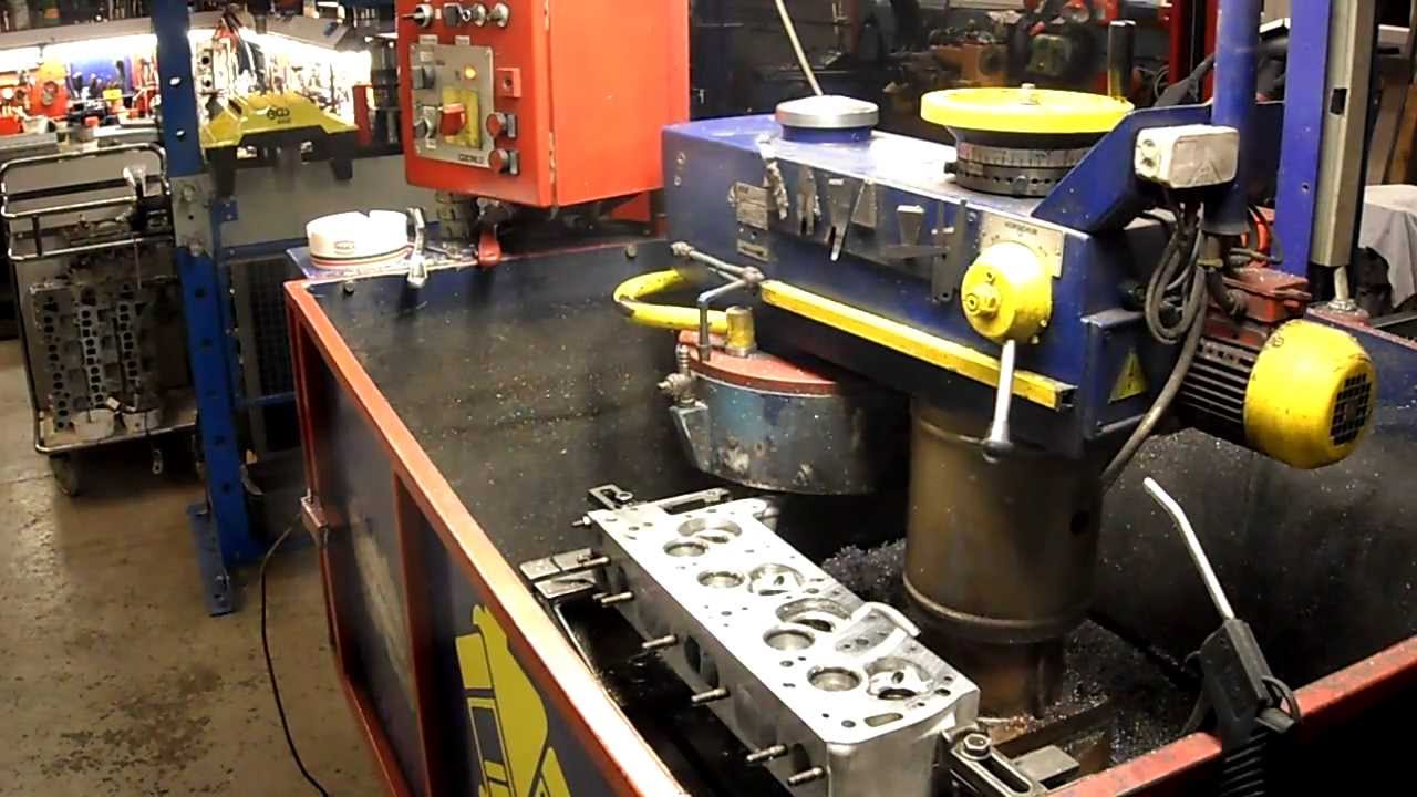 Mercedes 190 SL Zylinderkopf planen
