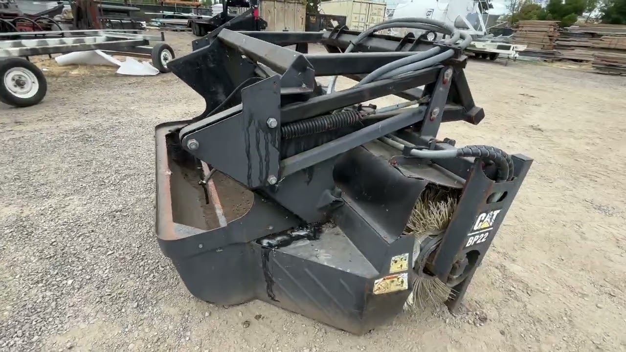Caterpillar BP22 Pickup Broom