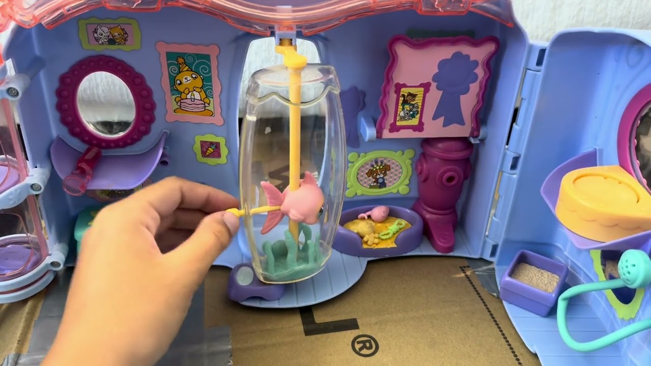 Opening My Littlest Pet Shop House from the Early 2000s 🐾🏠 | Childhood Nostalgia Unboxing