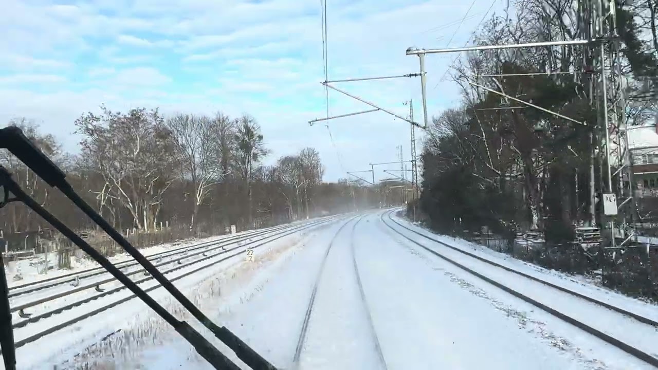 Winterimpressionen vom hinteren F&uuml;hrerstand. Sch&ouml;n. 🤩 #trainfluencer #farmingnerds #eisenbahn 