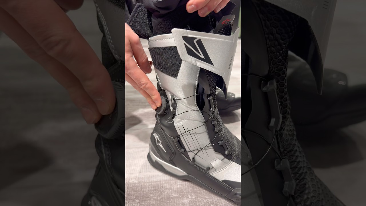 De Alpinestars SP-X met de bekende BOA ratel sluiting! #alpinestars #boa #motorcycle