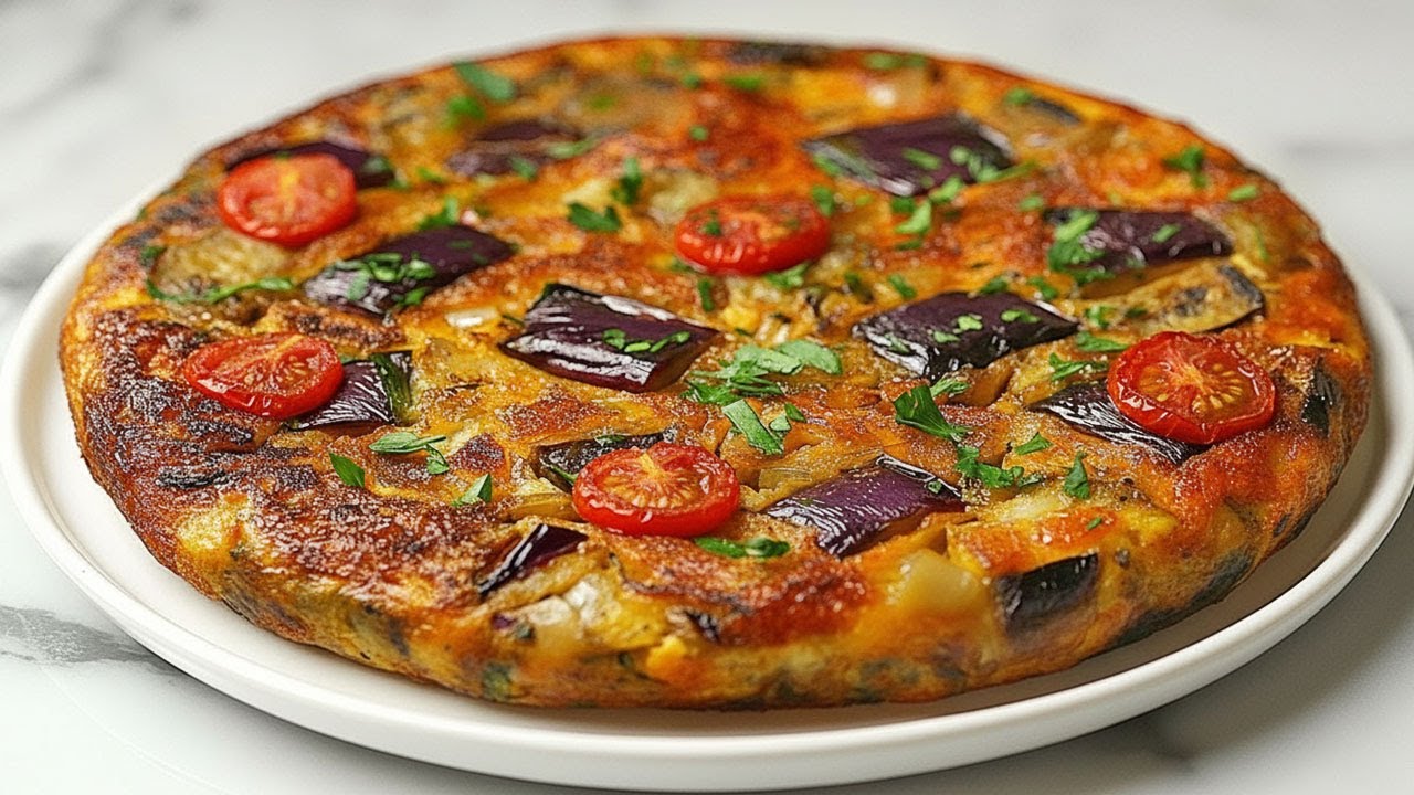 Das einfachste und schnellste Auberginenrezept! Frittata mit Auberginen und Kirschtomaten.