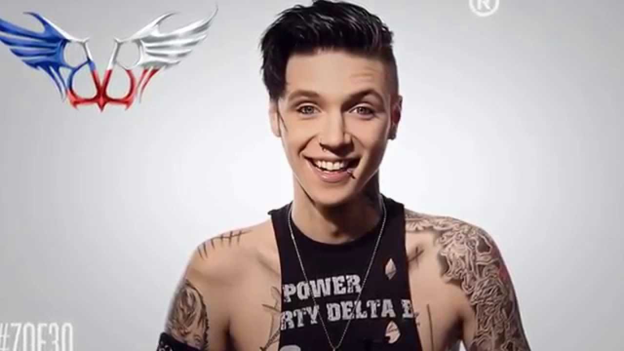 Andy Biersack - smile video