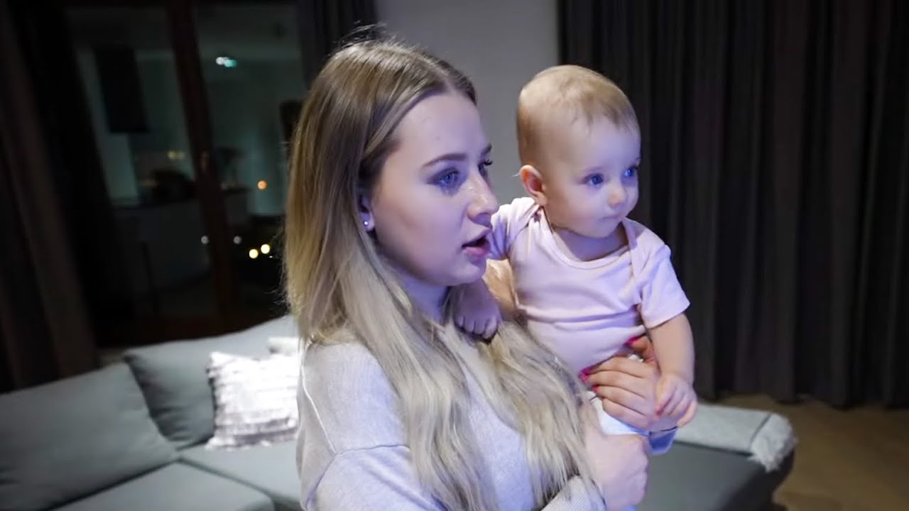 VLOG : NASZA C&Oacute;RKA NIE DAJE NAM SPAĆ! *Pobudki o 4 rano🙈😭 |Andziaks
