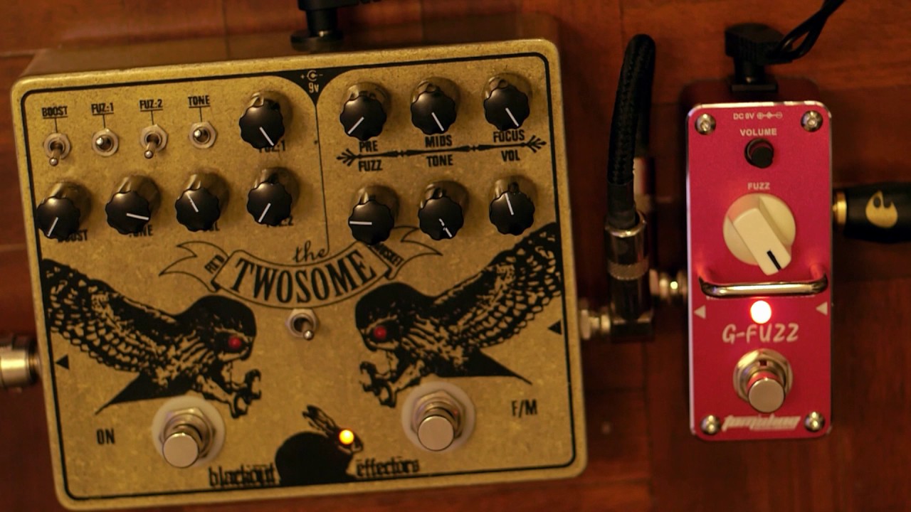 Blackout Effectors Twosome Dual Fuzz vs Tomsline G-Fuzz | Can It Fuzz? (1/3)