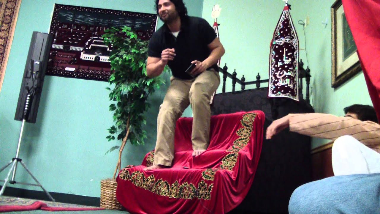 Ali Rizvi Reading at Idara e Jaferia 10-18-2012