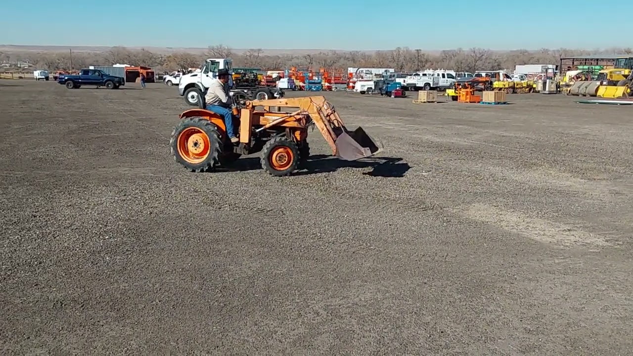 #1222 - 1979 Kubota L245DT Tractor