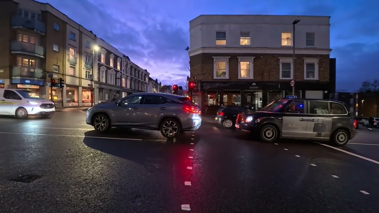 Evening winter walk -  Clapham Common to Clapham Junction -London