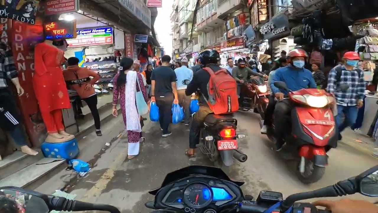 New road, Asan, Bhishal Bazar Tira Dashain ko Shopping Chalpahal