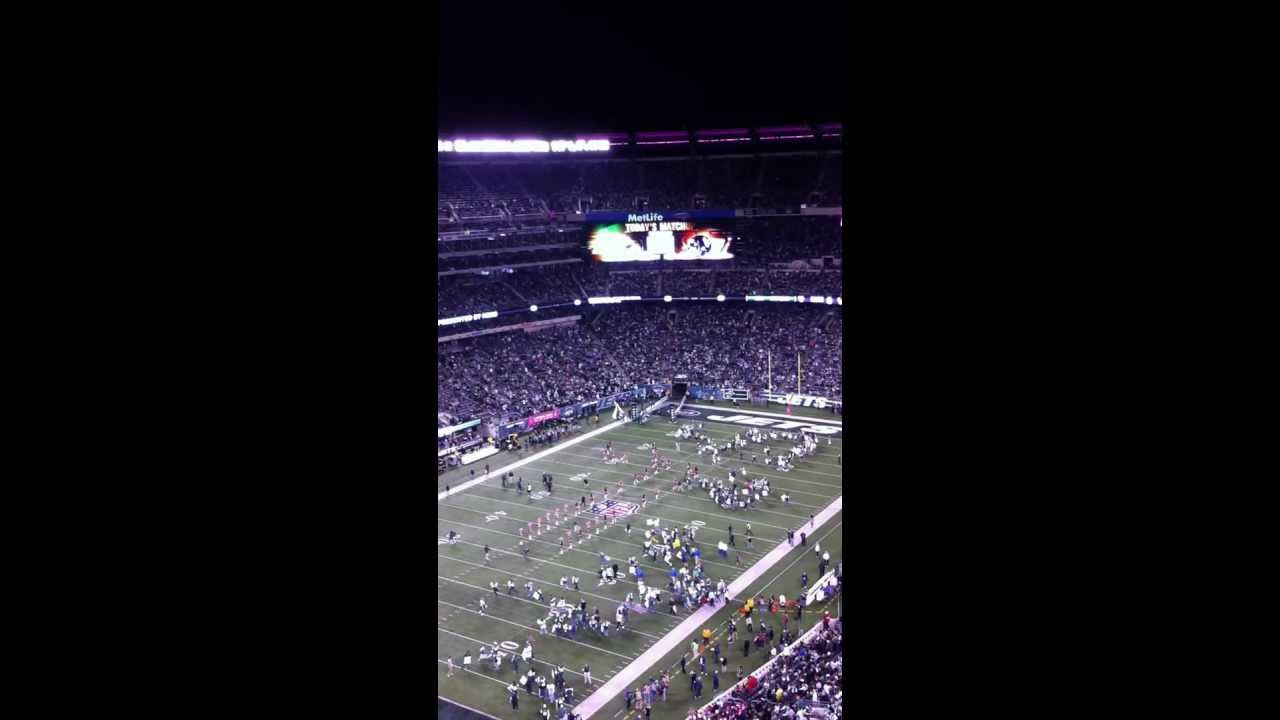 Jets Cheerleaders and Kevin James