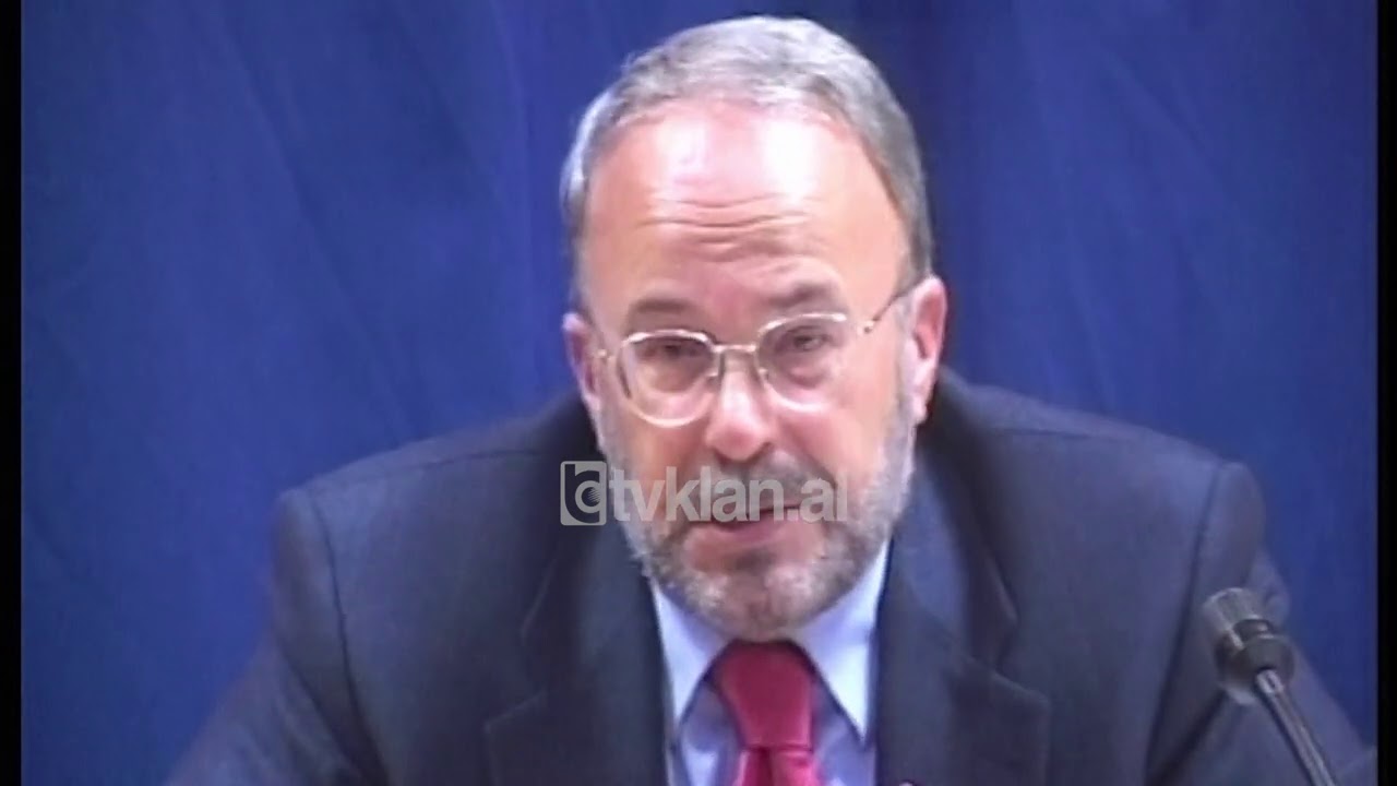 Mbledhja e KPD, replika te ashpra mes Fatos Nanos dhe anetareve te PS - (4 Dhjetor 2001)