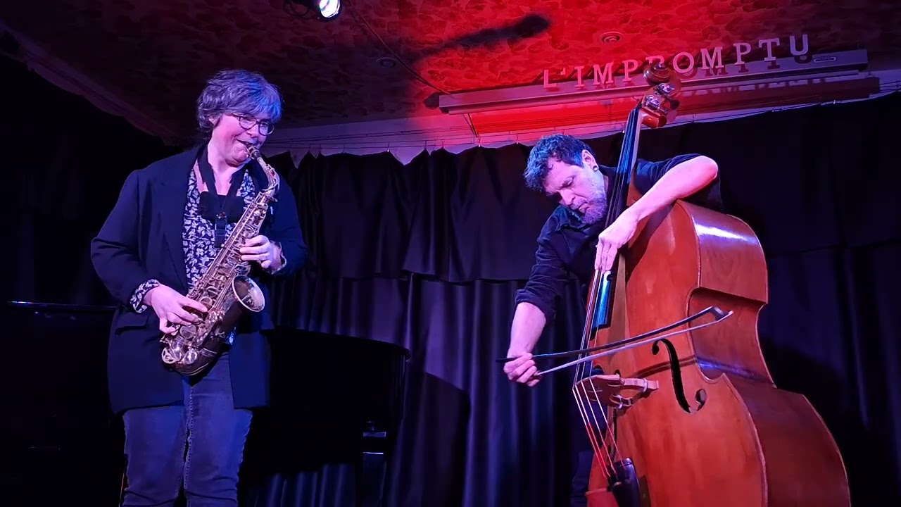 Amaëlle Broussard (saxophone) et Jean Rougier (contrebasse), à l'Impromptu, Bordeaux, le 4/02/2026