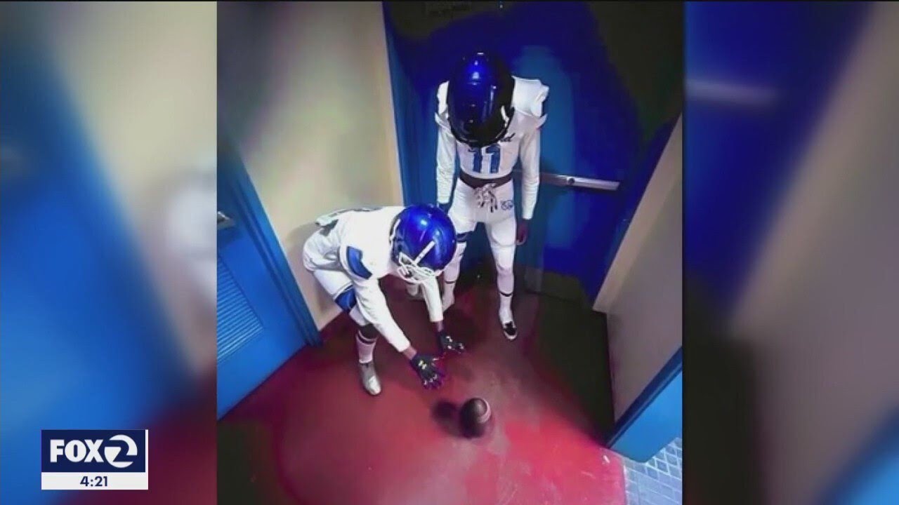 Oakland High wins 1st football game in 4 years