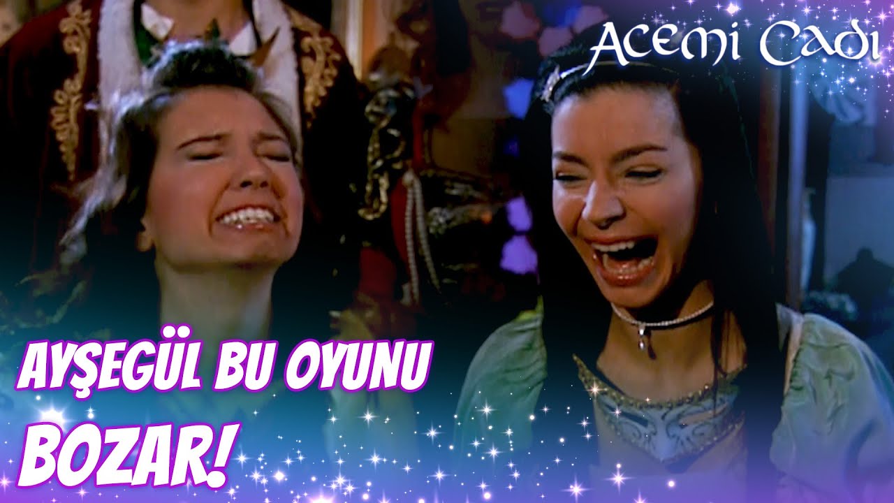 Doğum Gününde Selim'i Öpme Oyunu! 💋 | Acemi Cadı Özel Klip