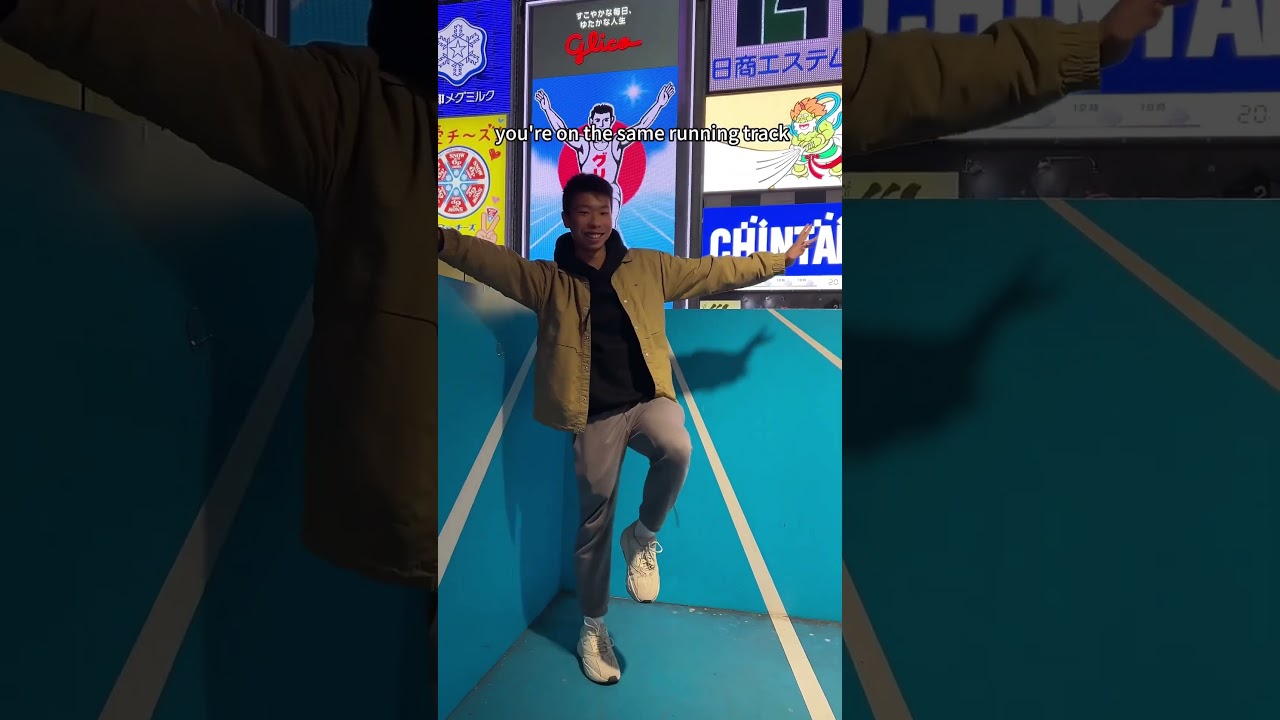 Go to this spot to take photo with the Glico man 