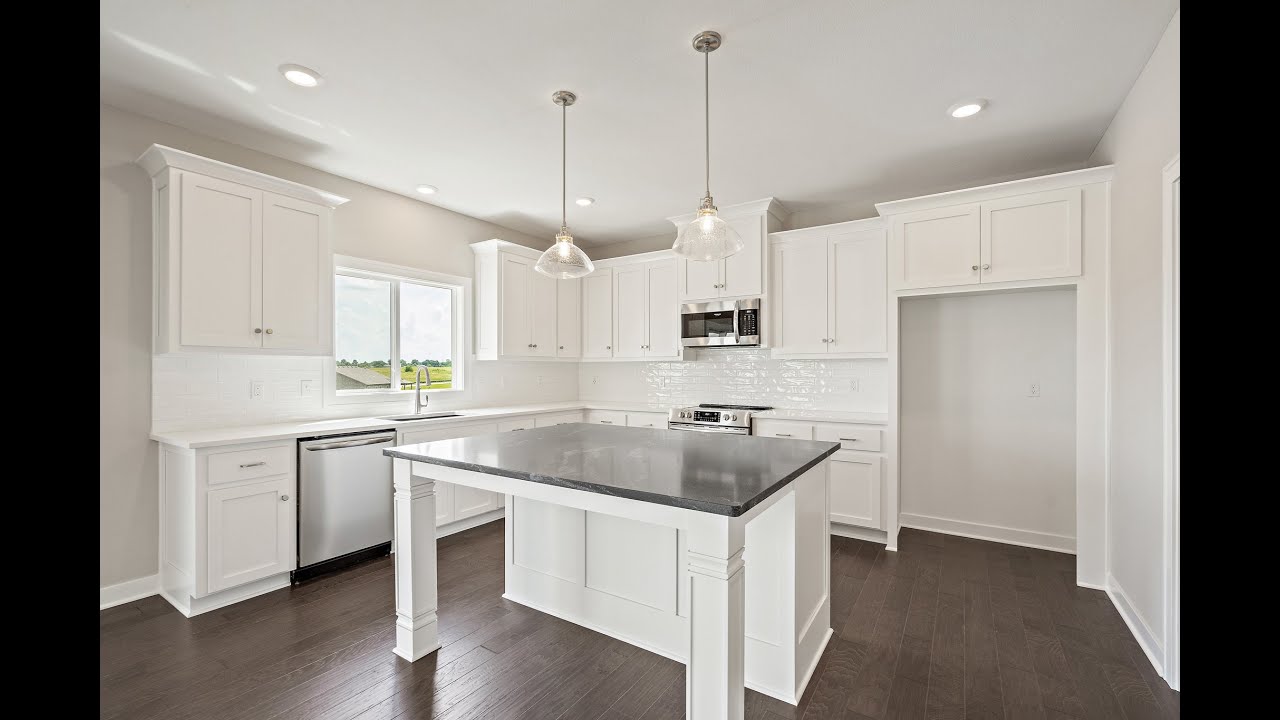 Summit Homes - Holly Farms - 10639 N Holly St Kansas City MO 64155