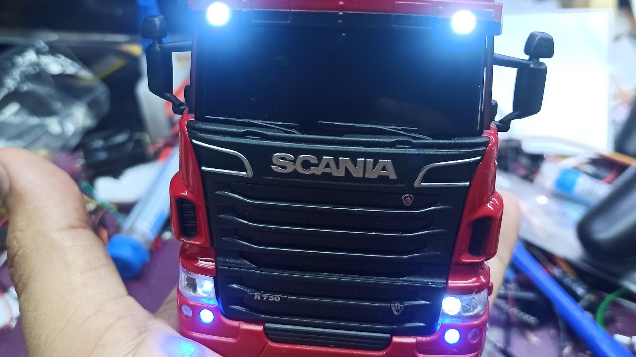 Scania welly com controle remoto  som e vibra realista,todos os detalhes... @ArduinoParaModelismo