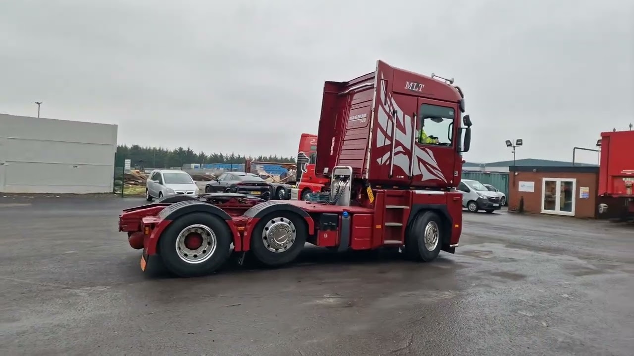 2010 Renault Magnum 520 6x2 Midlift Tractor Unit, Entered into Auction