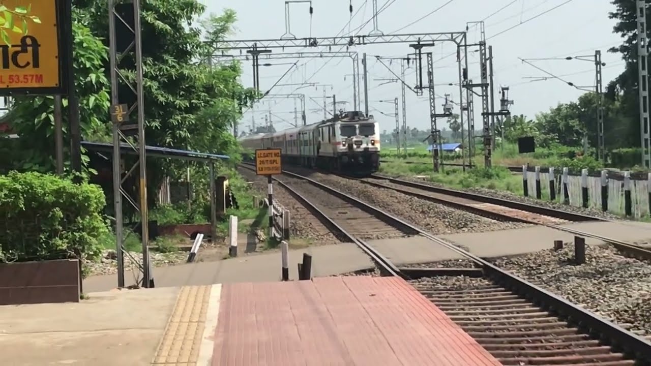 Destructive 🔥WAP7 +Delhi Weekly Exp+Rajdhani +Vande Bharat+Shipra SF high speed action 