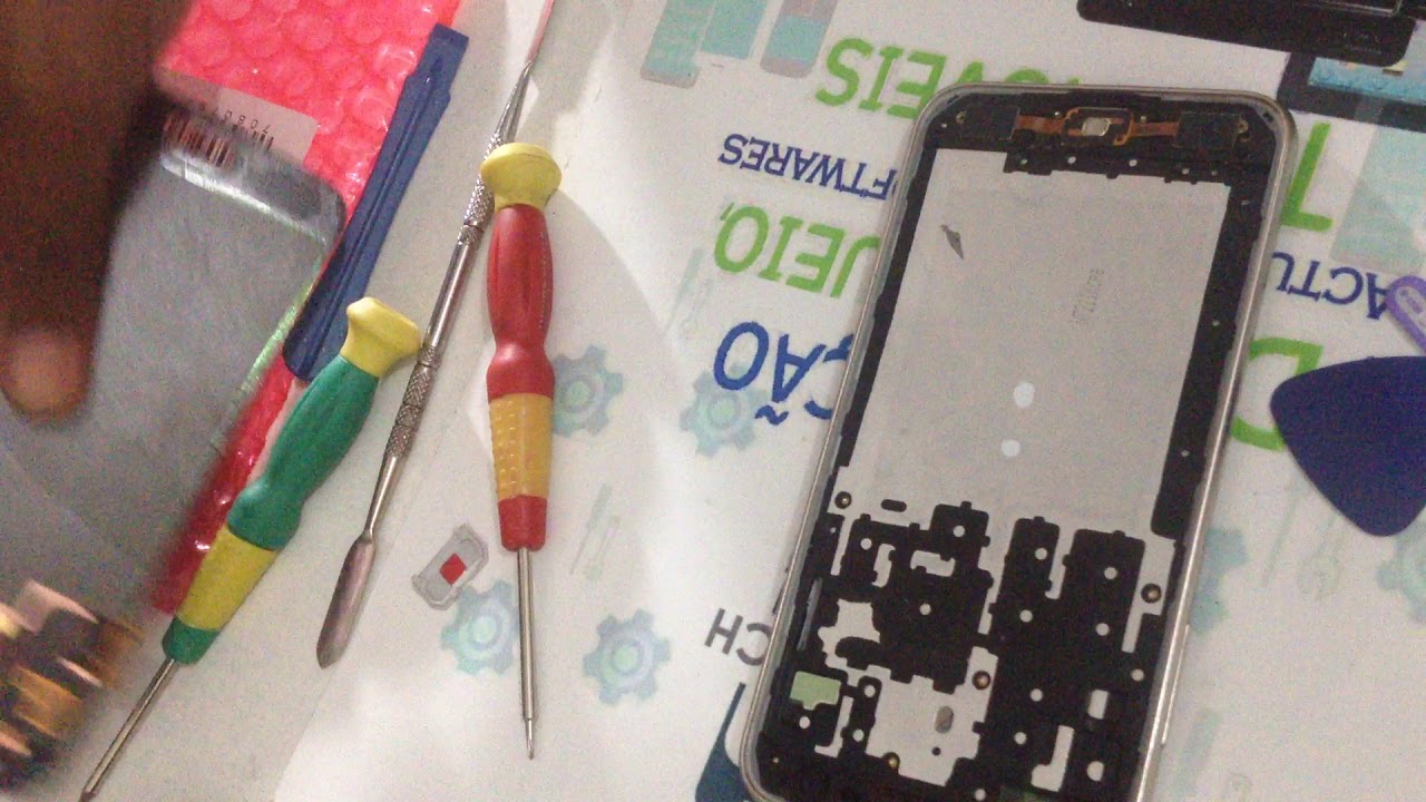 Samsung Galaxy J3 2016 LCD screen Replacement