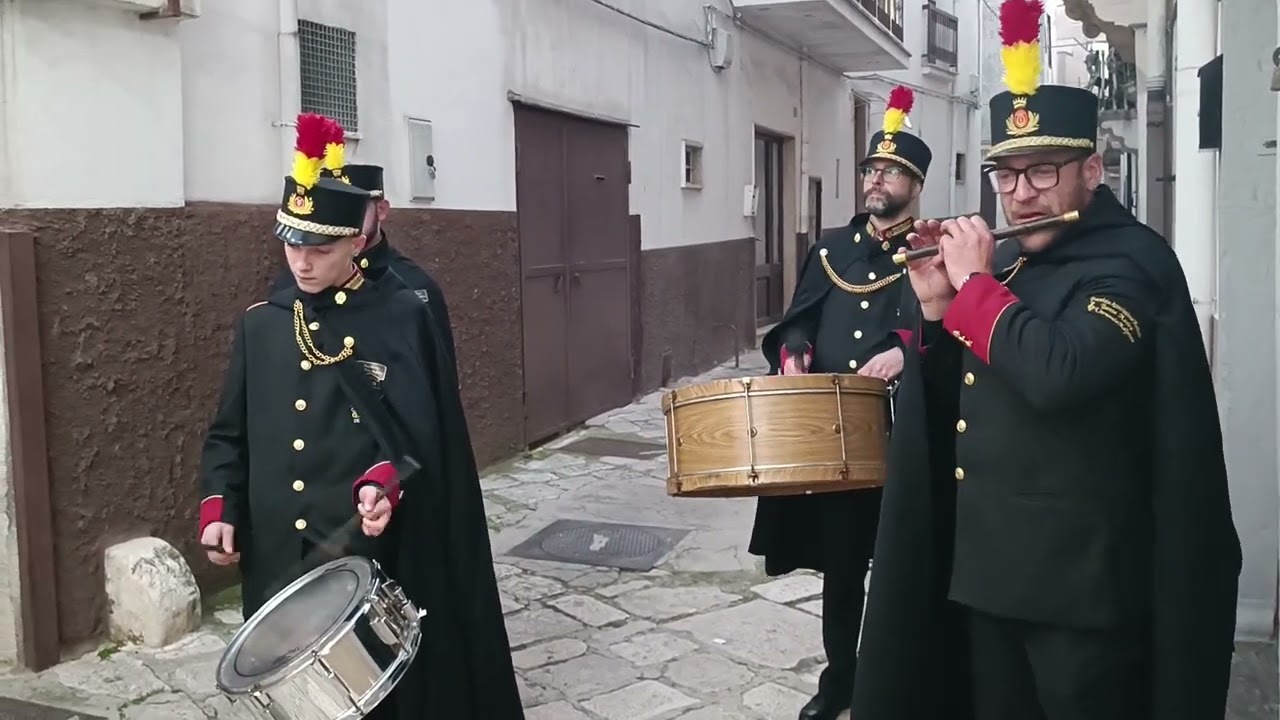 Bassa Musica Città di Molfetta....Marcia The King - Giro per le vie del paese - Stagione 2025