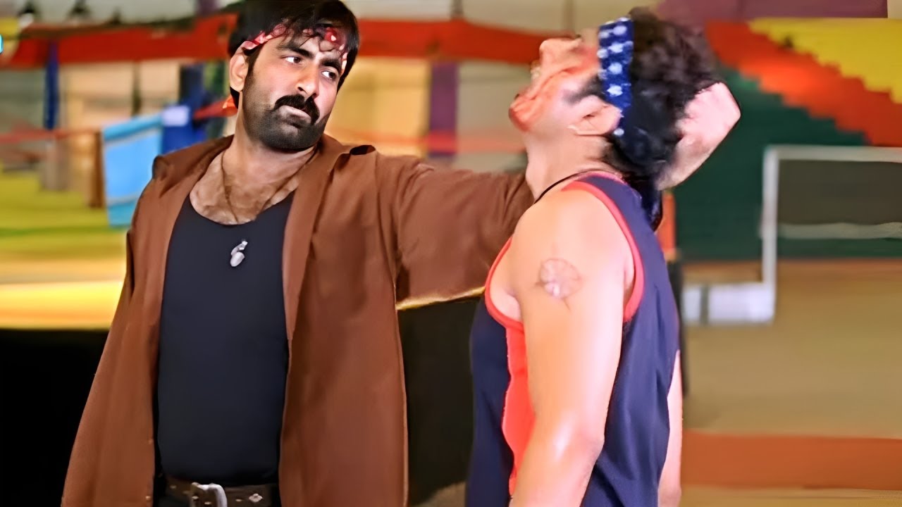 अगर मुझसे टकराएगा तो तेरा यही हाल होगा - Ravi Teja का धमाकेदार सीन - Action Scene - Police Police