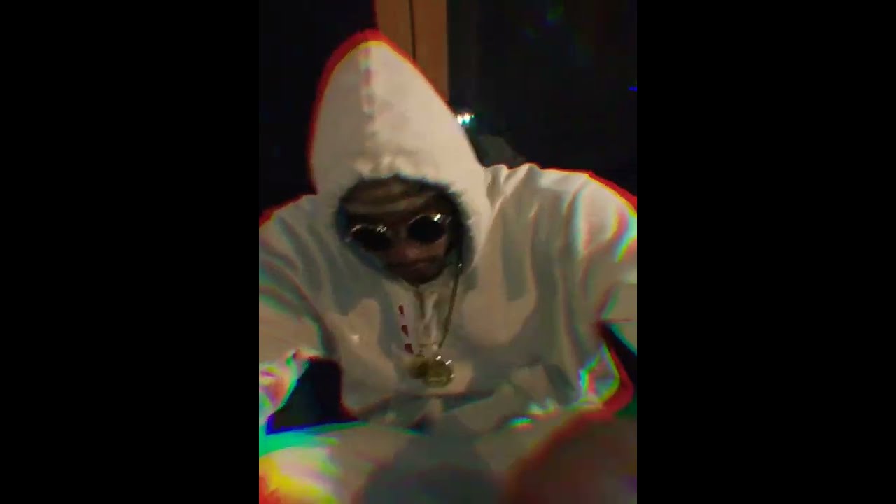 Jimmi EZz - Lay Low , Boss Up (LLBU) prod. by Beatstars Official Music Video) #JimmiEZz #EZzThePain