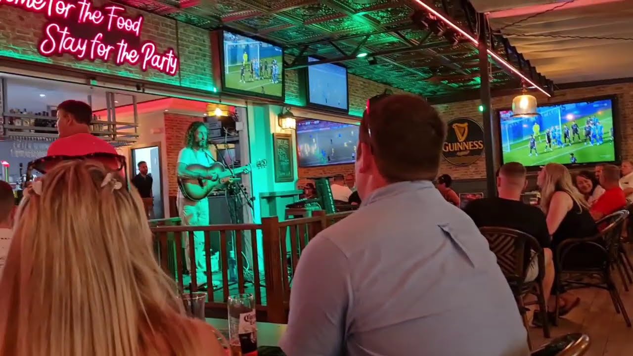 Costa Adeje Tenerife night time restaurants Price's and Entertainment. 