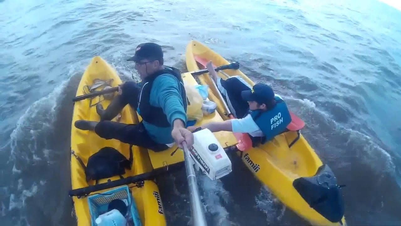Catamaran kayak ,estreno y pesca