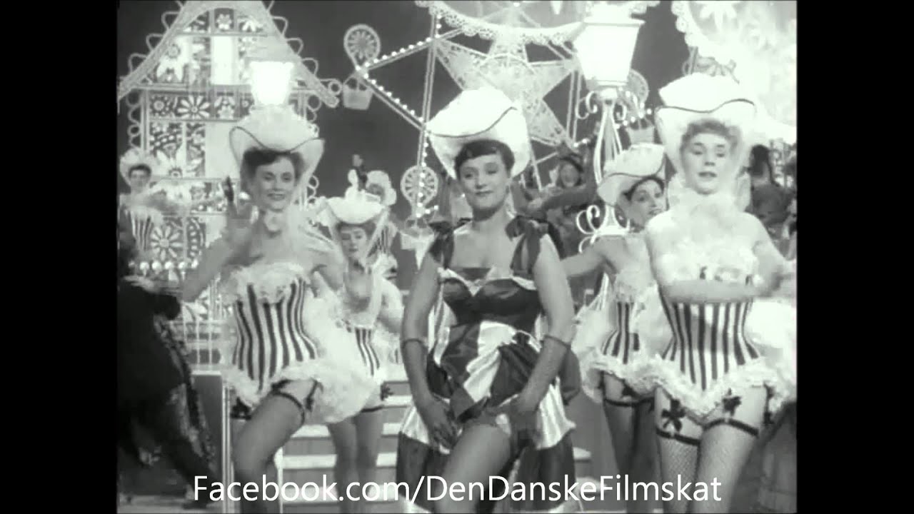 Mød mig paa Cassiopeia (1951) - Da Titina gik til bal (Lily Broberg & kor)