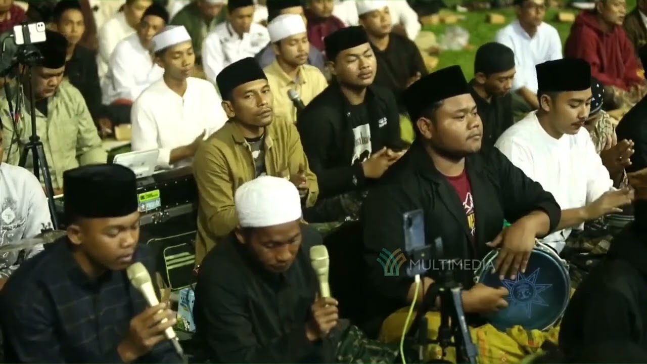 AL MAHABBAH Terbaru ( Semoga Ku Tak Jauh Darimu ) Voc. Masy'ari